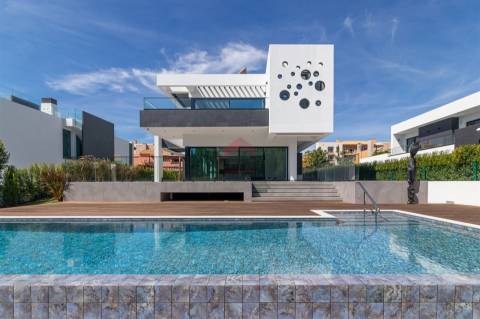 Moradia T4 Venda em Quarteira,Loulé