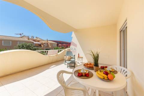 Apartamento T2 Venda em Quarteira,Loulé