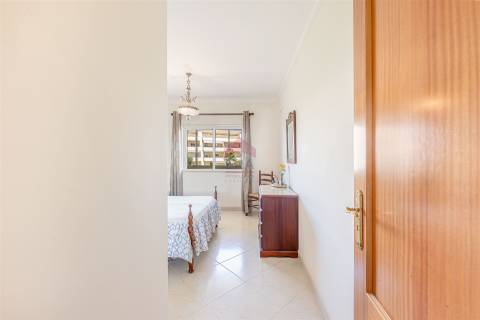 Apartamento T2 Venda em Quarteira,Loulé