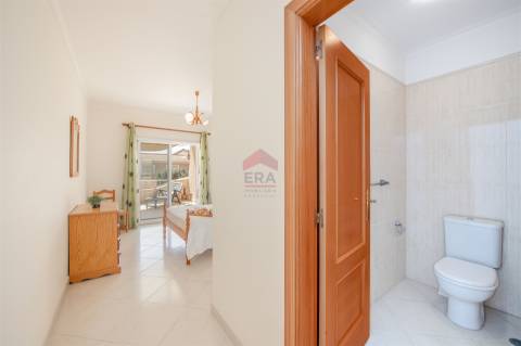 Apartamento T2 Venda em Quarteira,Loulé