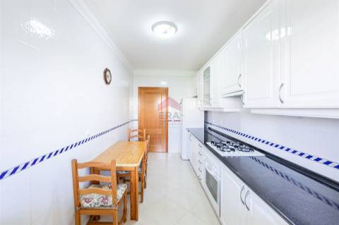 Apartamento T2 Venda em Quarteira,Loulé