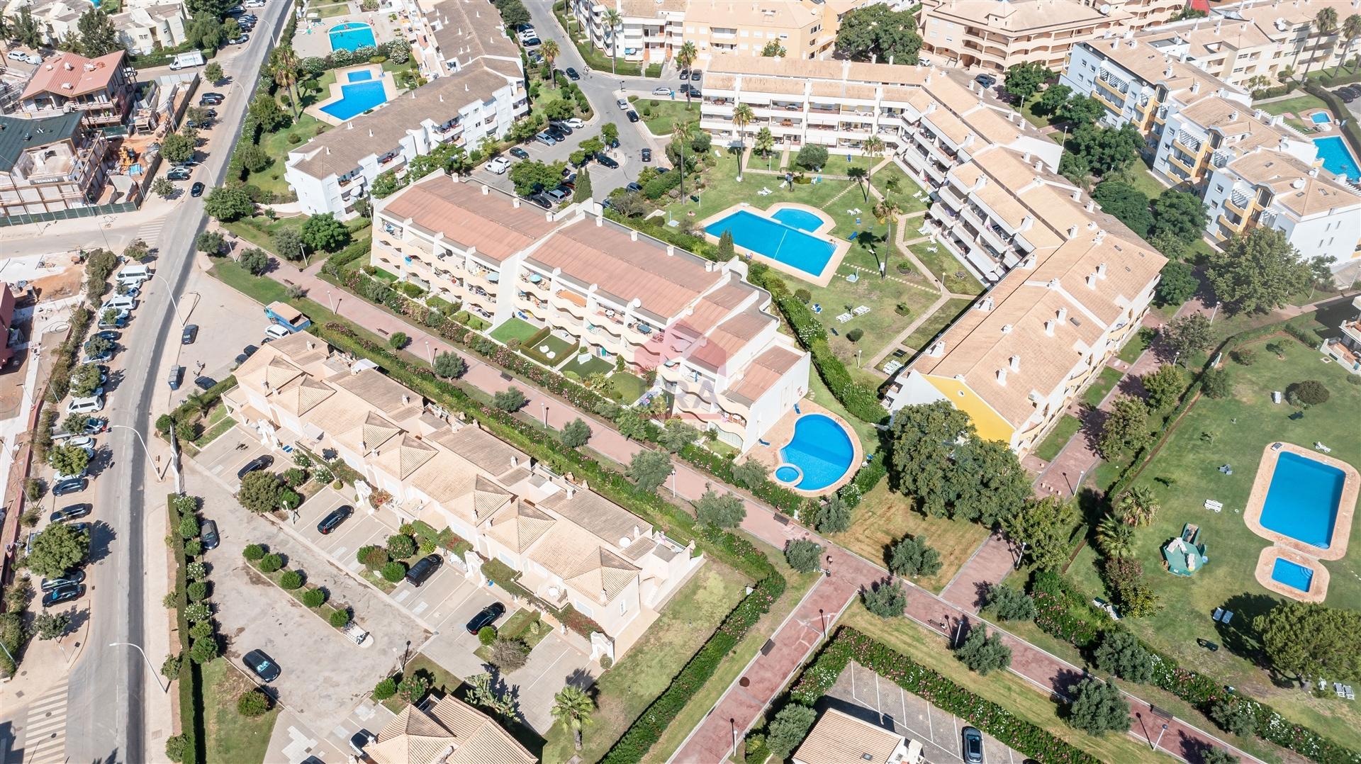 Apartamento T2 Venda em Quarteira,Loulé