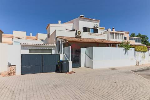 Moradia Geminada T3 Venda em Loulé (São Clemente),Loulé