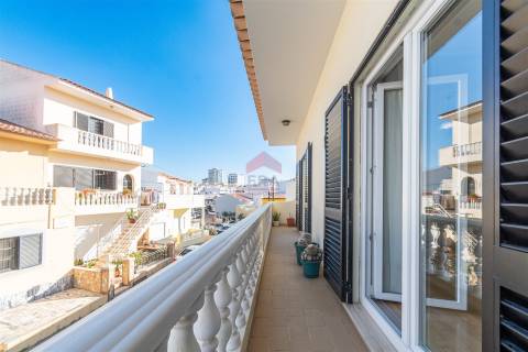 Moradia T3 Venda em Quarteira,Loulé