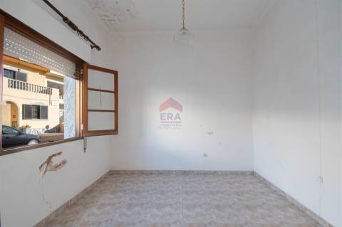 Moradia Geminada T4 Venda em Quarteira,Loulé