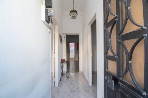 Moradia Geminada T4 Venda em Quarteira,Loulé