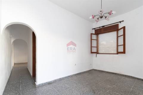 Moradia Geminada T4 Venda em Quarteira,Loulé