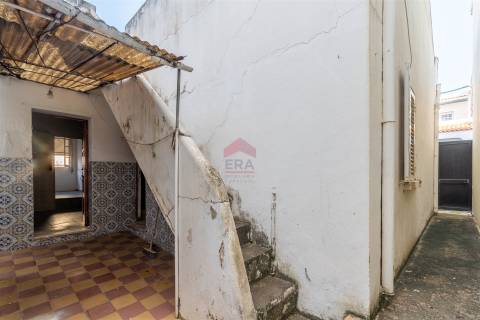 Moradia Geminada T4 Venda em Quarteira,Loulé