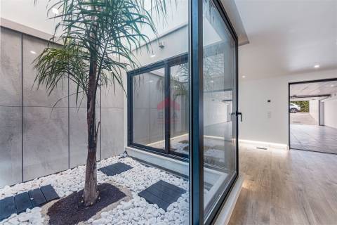 Moradia em Banda T3 Venda em Montenegro,Faro