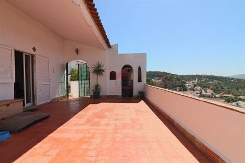 Moradia Isolada T3 Venda em Alte,Loulé