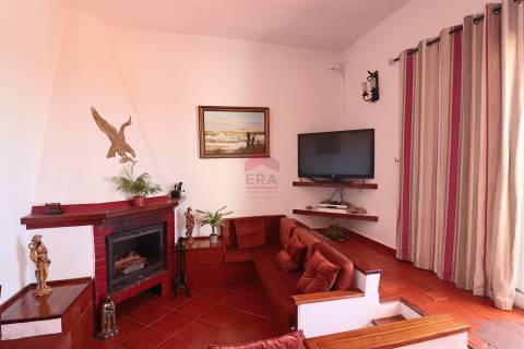 Moradia Isolada T3 Venda em Alte,Loulé