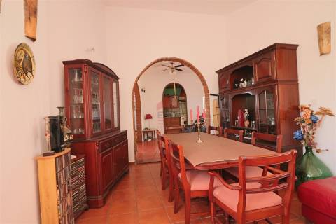 Moradia Isolada T3 Venda em Alte,Loulé