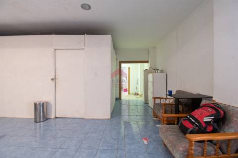 Armazém  Venda em Quarteira,Loulé