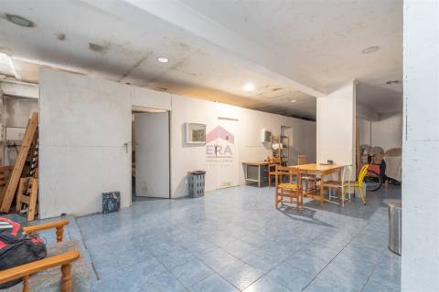 Armazém  Venda em Quarteira,Loulé