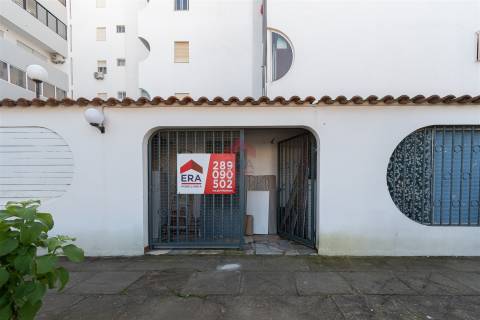 Armazém  Venda em Quarteira,Loulé