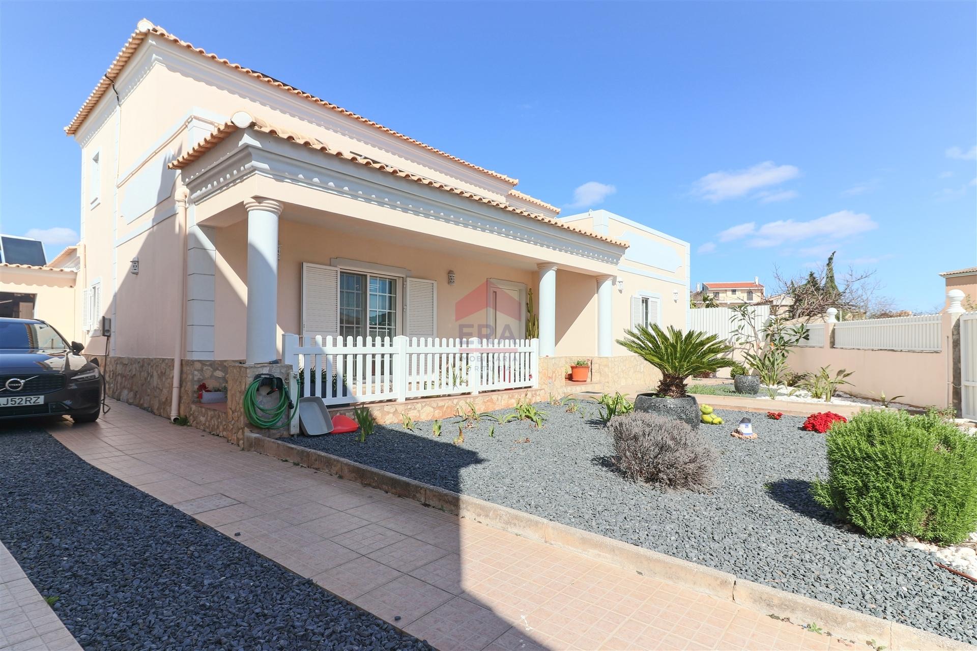 Moradia Isolada T4 Venda em Loulé (São Clemente),Loulé