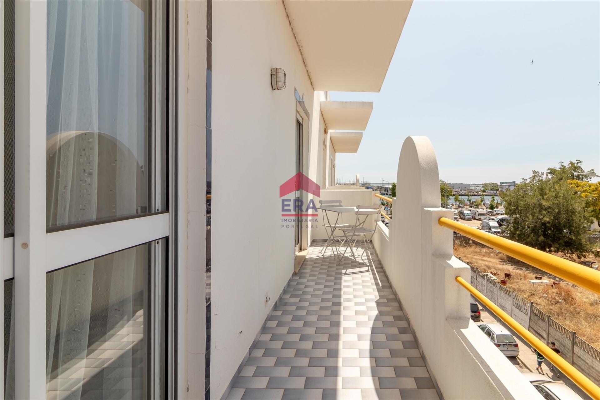 Apartamento T3 Venda em Olhão,Olhão