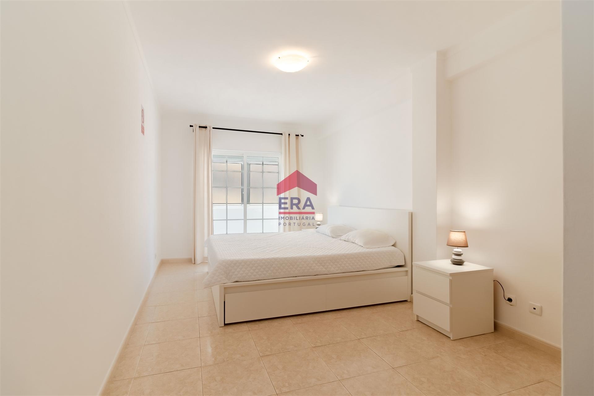 Apartamento T3 Venda em Quelfes,Olhão
