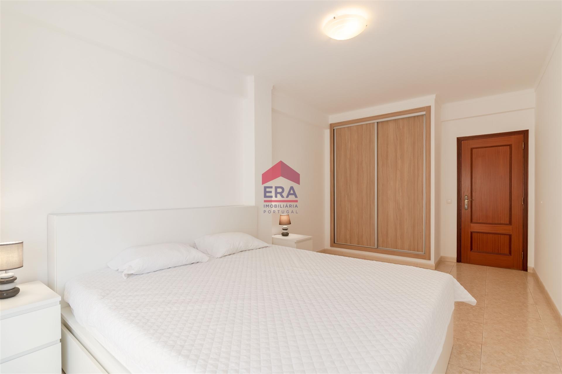 Apartamento T3 Venda em Quelfes,Olhão