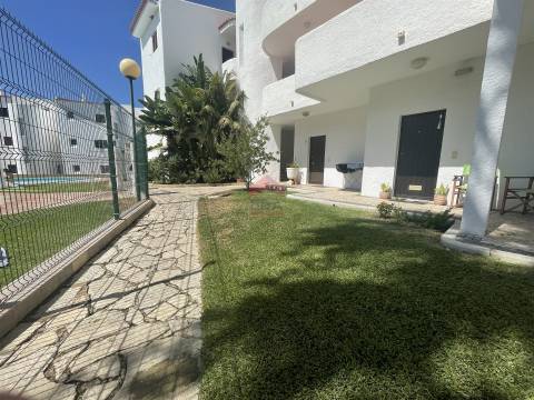 Apartamento T0 Venda em Quarteira,Loulé