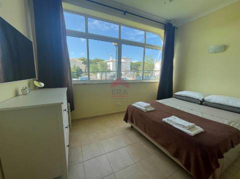 Apartamento T0 Venda em Quarteira,Loulé