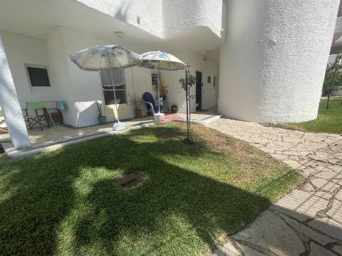 Apartamento T0 Venda em Quarteira,Loulé