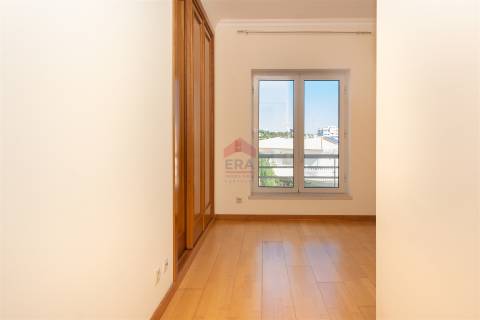 Apartamento T3 Venda em Quarteira,Loulé