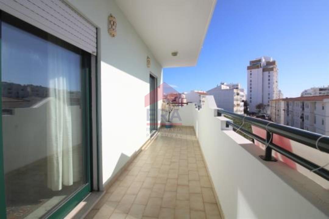 Apartamento T2 Venda em Quarteira,Loulé