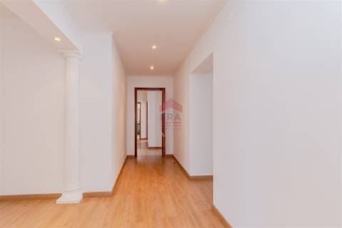 Apartamento T5 Venda em Faro (Sé e São Pedro),Faro