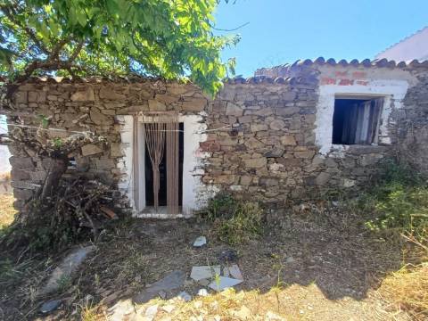 Moradia Rústica T1 Venda em Alcoutim e Pereiro,Alcoutim