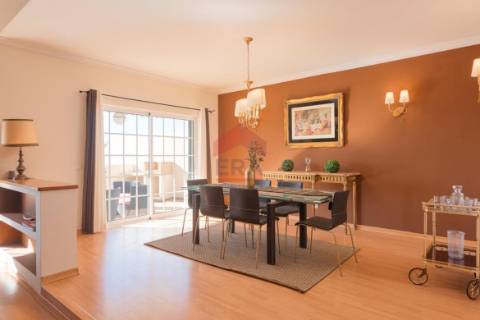 Moradia em Banda T3 Venda em Quarteira,Loulé