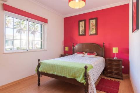 Moradia em Banda T3 Venda em Quarteira,Loulé