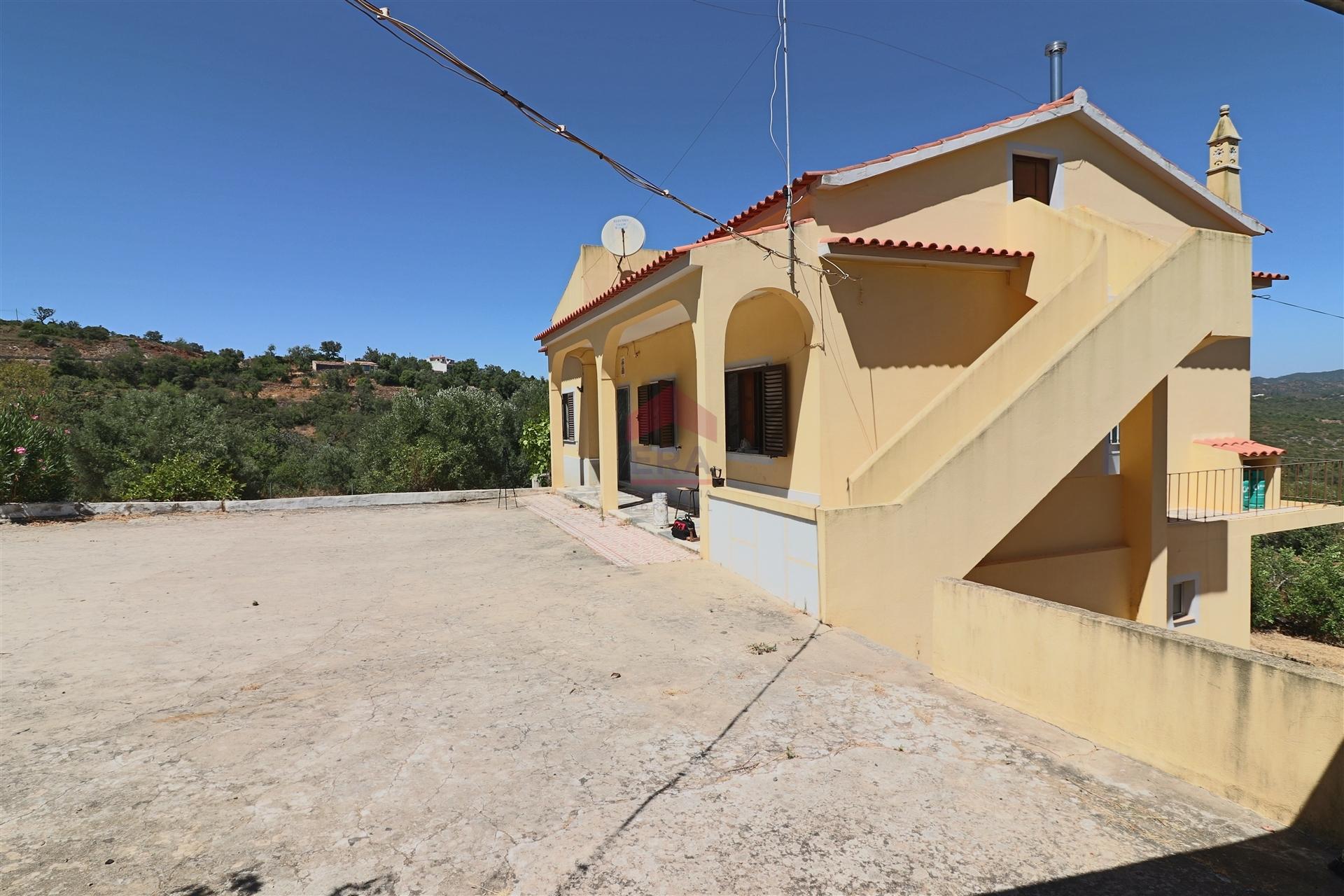 Moradia Isolada T3 Venda em Salir,Loulé