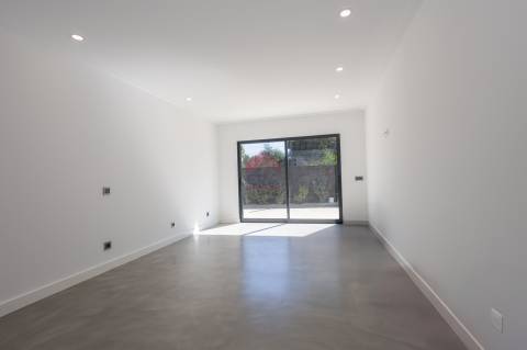 Moradia T5+2 Venda em Quarteira,Loulé