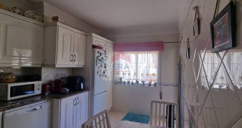 Apartamento T3 Venda em Quarteira,Loulé