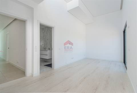 Moradia T4 Venda em Loulé (São Sebastião),Loulé