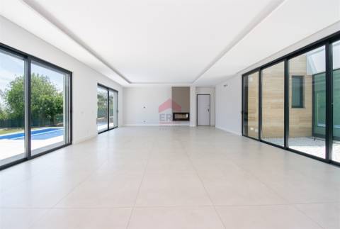 Moradia T4 Venda em Loulé (São Sebastião),Loulé