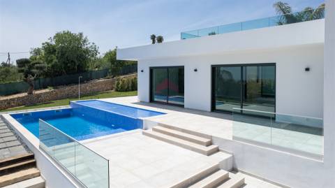 Moradia T4 Venda em Loulé (São Sebastião),Loulé