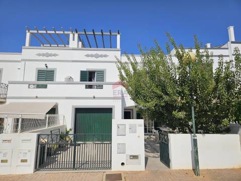 Moradia T4 Venda em Tavira (Santa Maria e Santiago),Tavira