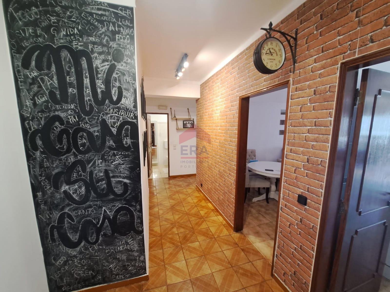 Apartamento T2 Venda em Quarteira,Loulé