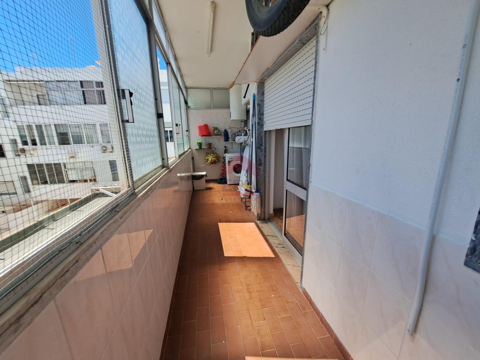 Apartamento T2 Venda em Quarteira,Loulé