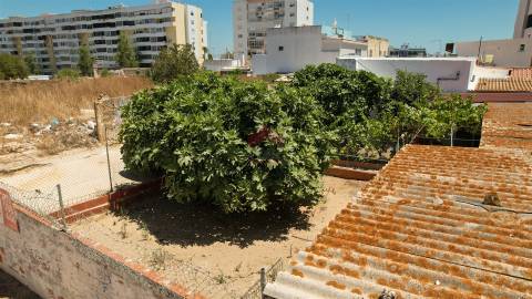 Moradia T2 Venda em Faro (Sé e São Pedro),Faro