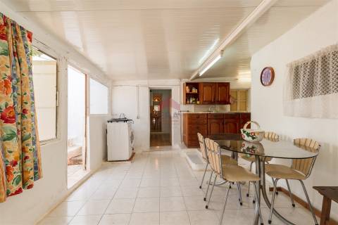 Moradia T2 Venda em Faro (Sé e São Pedro),Faro