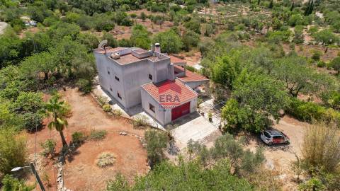 Moradia T4 Venda em Quelfes,Olhão