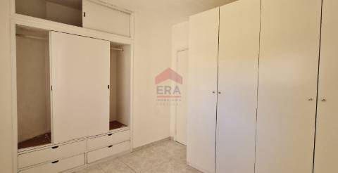 Apartamento T2 Venda em Quarteira,Loulé