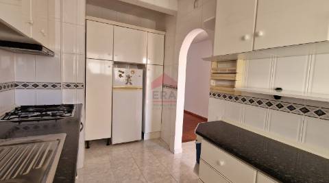 Apartamento T2 Venda em Quarteira,Loulé