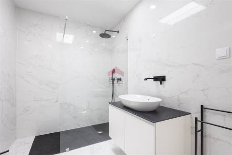 Moradia em Banda T3 Venda em Montenegro,Faro