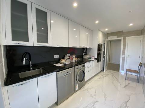 Apartamento T2 Venda em Montenegro,Faro