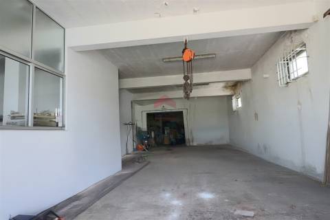 Armazém  Venda em Loulé (São Sebastião),Loulé