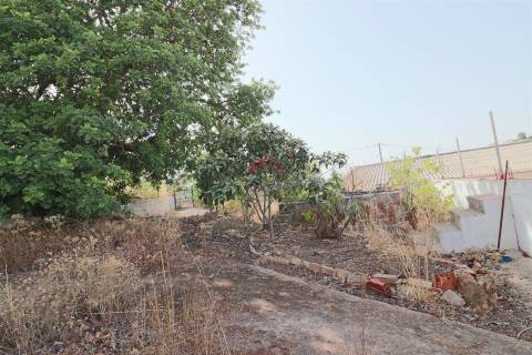 Armazém  Venda em Loulé (São Sebastião),Loulé